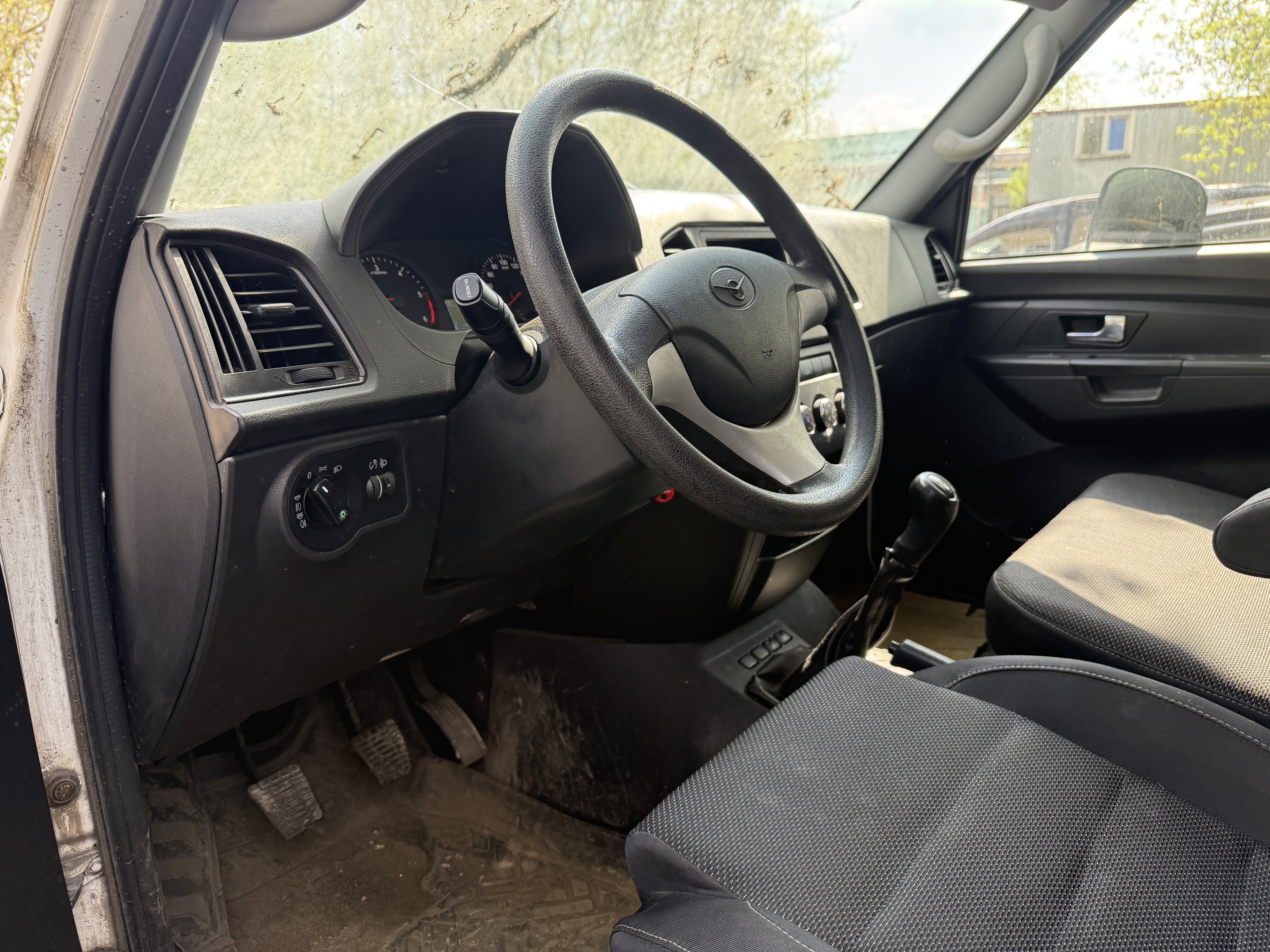 УАЗ UAZ PROFI