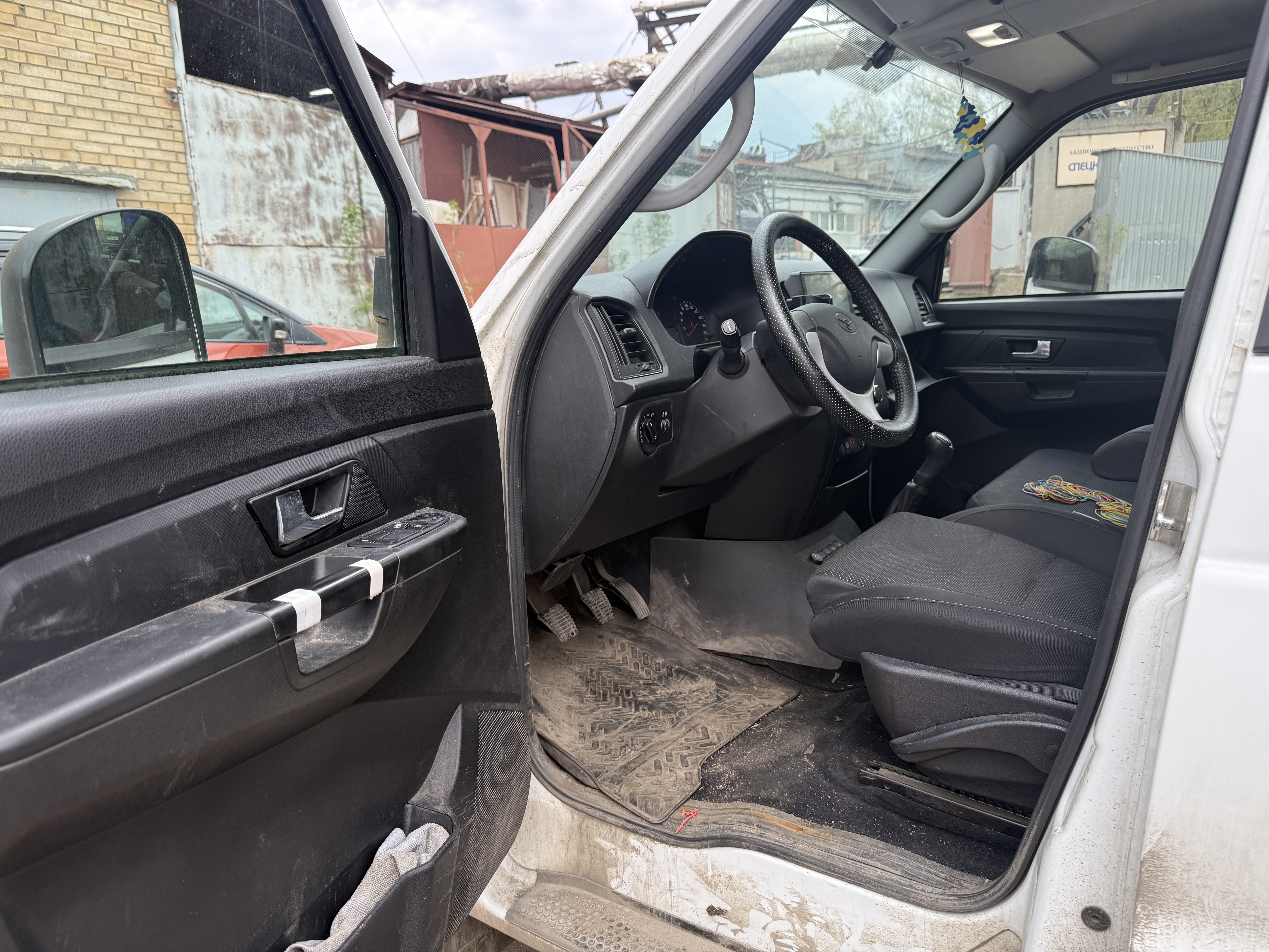 UAZ PROFI