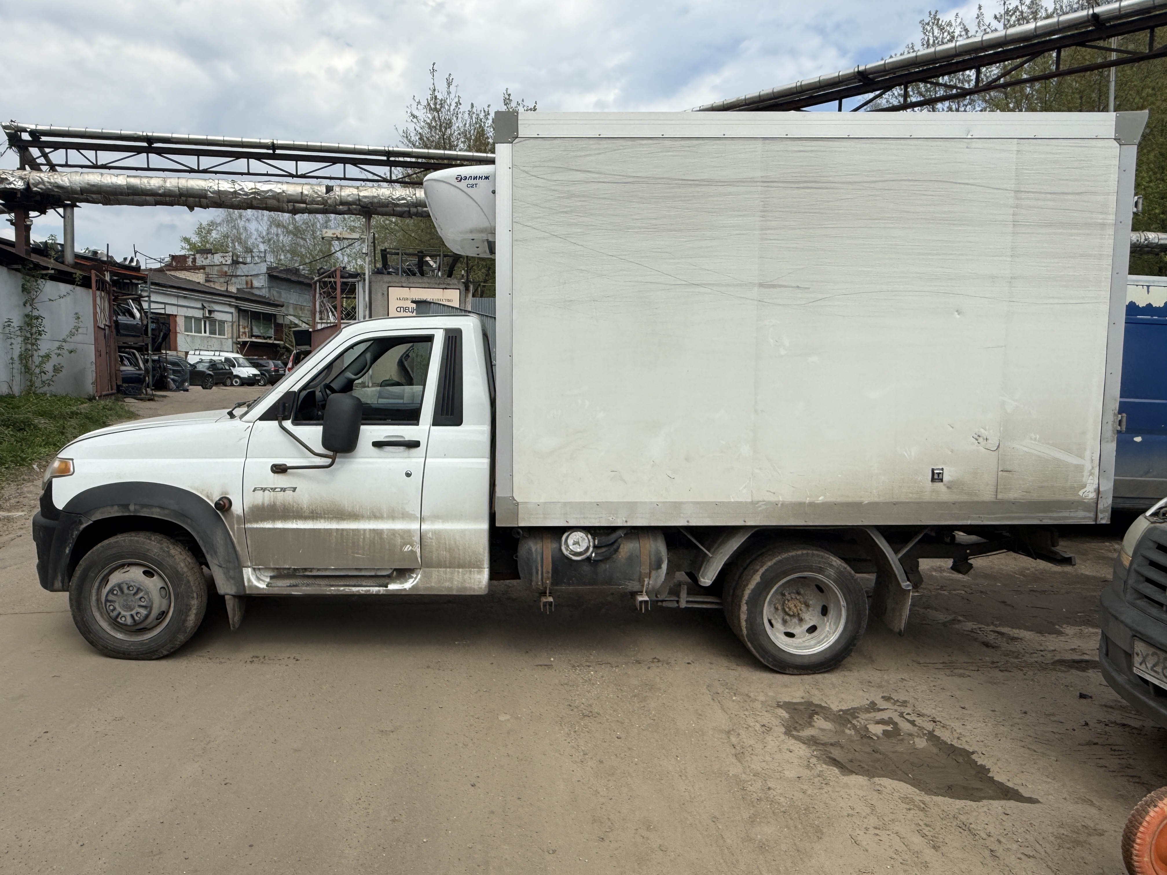 UAZ PROFI