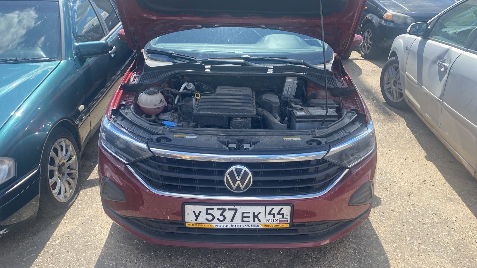 VOLKSWAGEN Polo