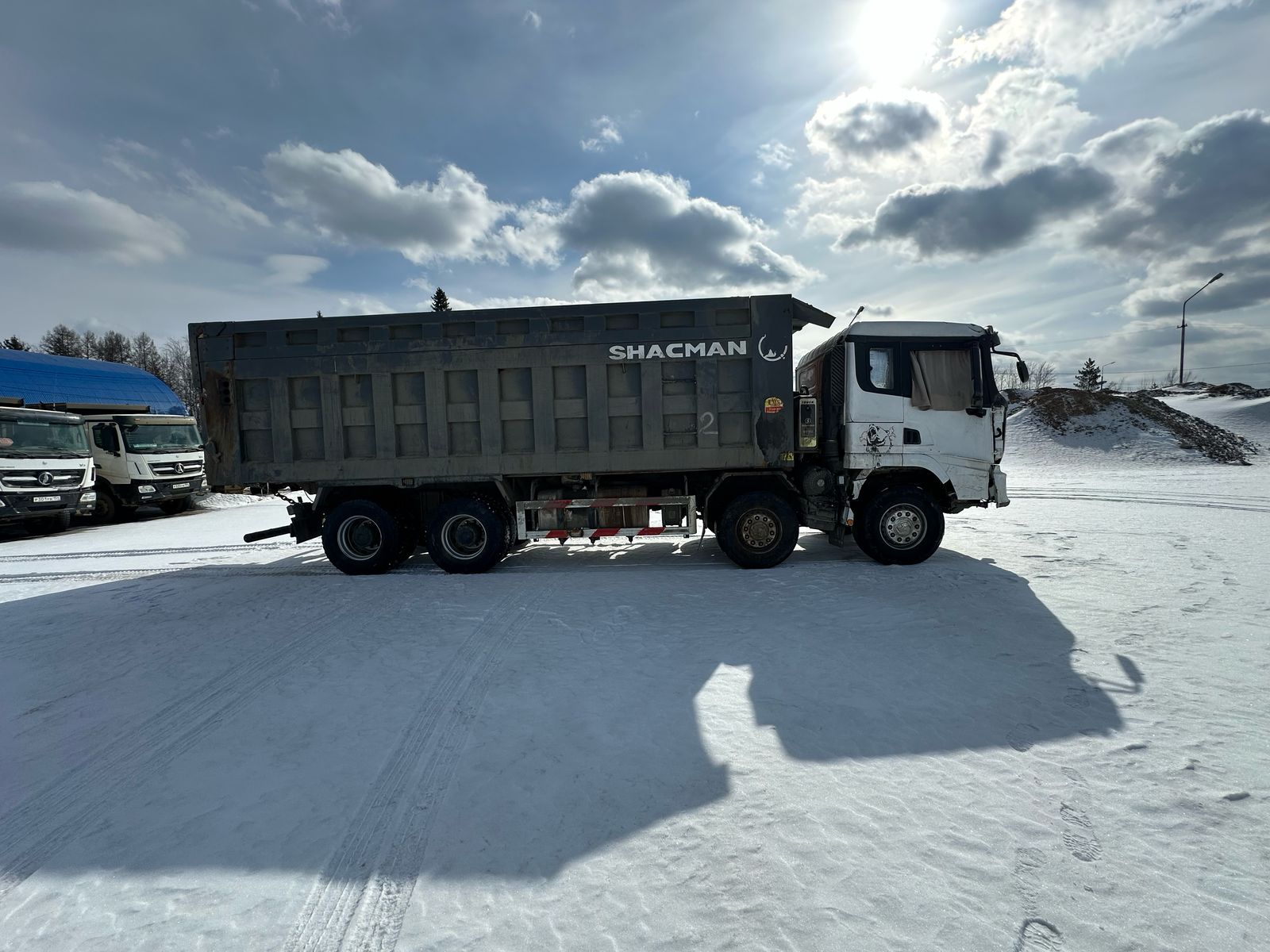 SHACMAN SX33186W366