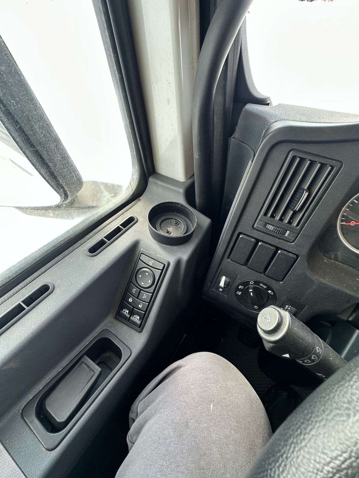 SHACMAN SX33186W366