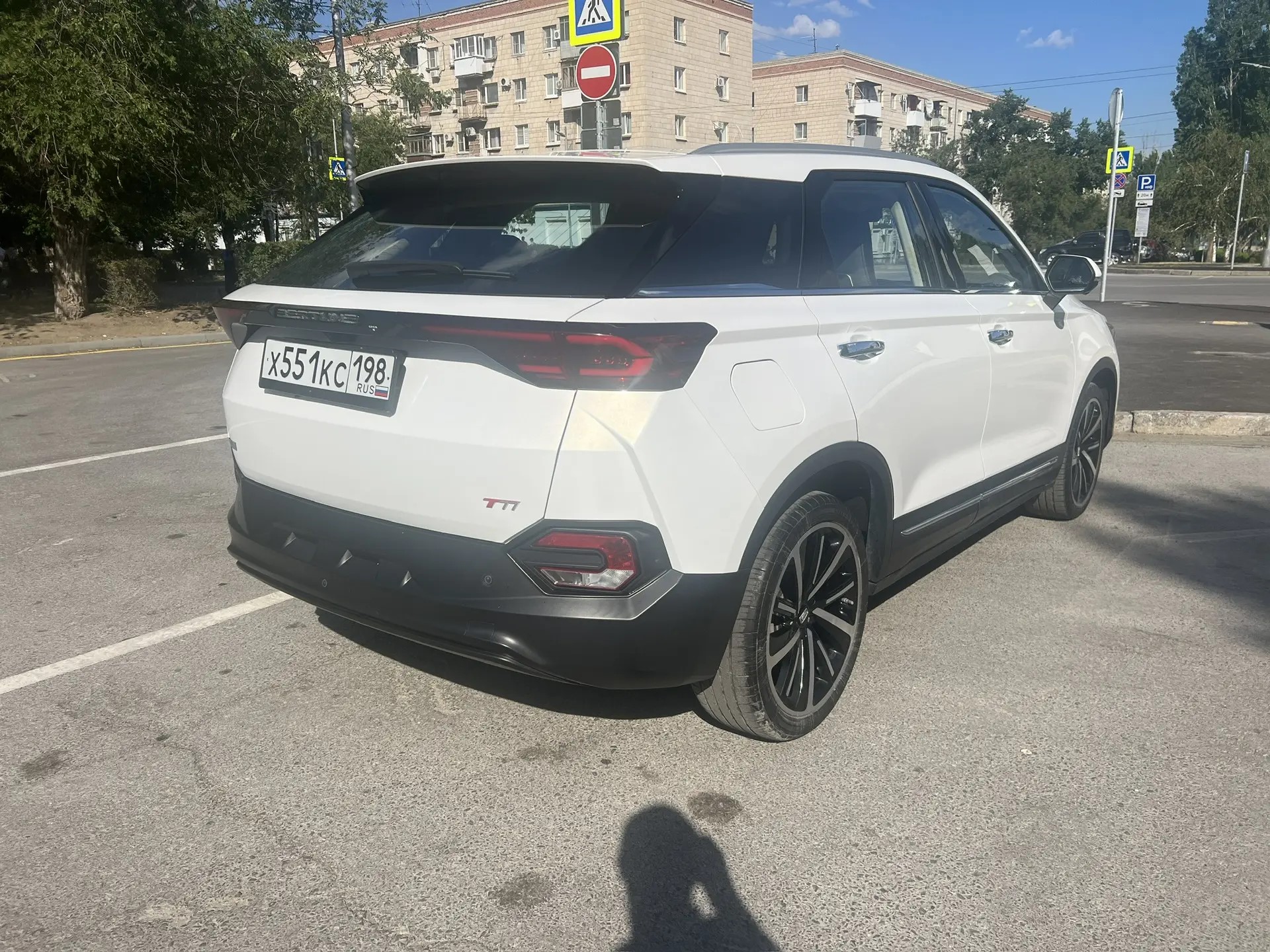 Faw Bestune T77