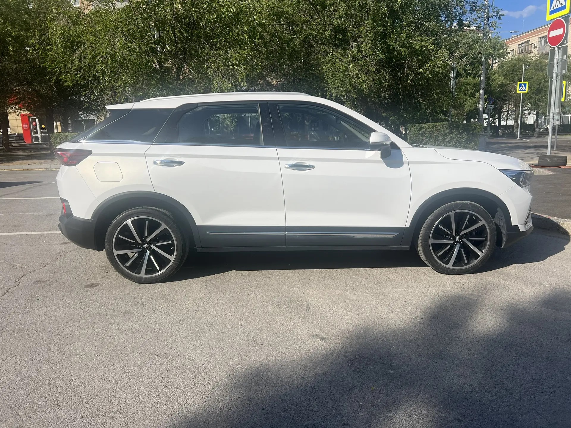 Faw Bestune T77