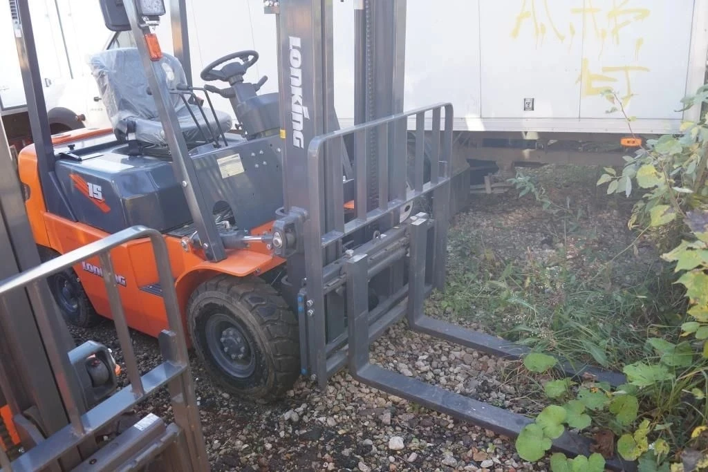 Колёсный экскаватор XCMG XE210WD, 2020