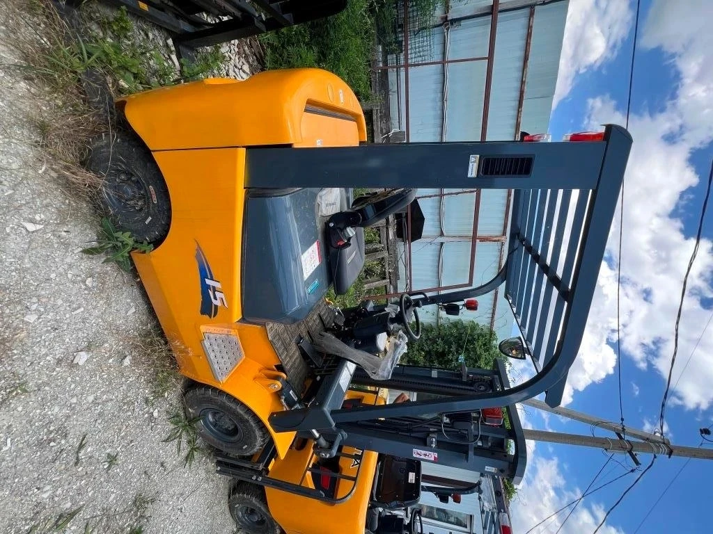 Колёсный экскаватор XCMG XE210WD, 2020